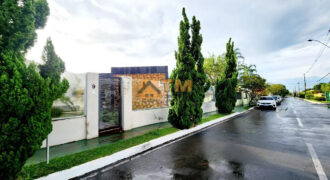 Casa com 3 Quartos, Suítes, Condomínio Solar de Brasilia, proximo a ponte JK, no Jardim Botânico de Brasília /DF.