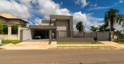 Casa Moderna à Venda no Jardim Botânico Encante-se com esta belíssima casa moderna, projetada para oferecer conforto, sofisticação e qualidade de vida em uma das regiões mais valorizadas do Jardim Botânico de Brasília.