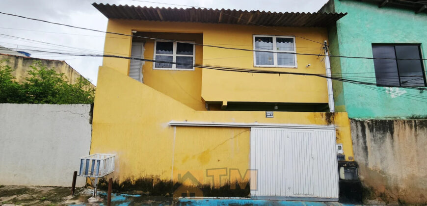 SOBRADO COM 2 QUARTOS, NO BAIRRO MORRO AZUL PERTO DE COMERCIO E PARADA DE ONIBUS, EM SÃO SEBASTIÃO/DF.