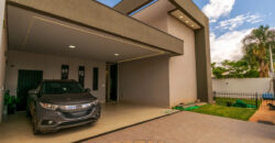 Casa Moderna à Venda no Jardim Botânico Encante-se com esta belíssima casa moderna, projetada para oferecer conforto, sofisticação e qualidade de vida em uma das regiões mais valorizadas do Jardim Botânico de Brasília.