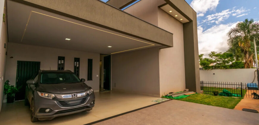 Casa Moderna à Venda no Jardim Botânico Encante-se com esta belíssima casa moderna, projetada para oferecer conforto, sofisticação e qualidade de vida em uma das regiões mais valorizadas do Jardim Botânico de Brasília.