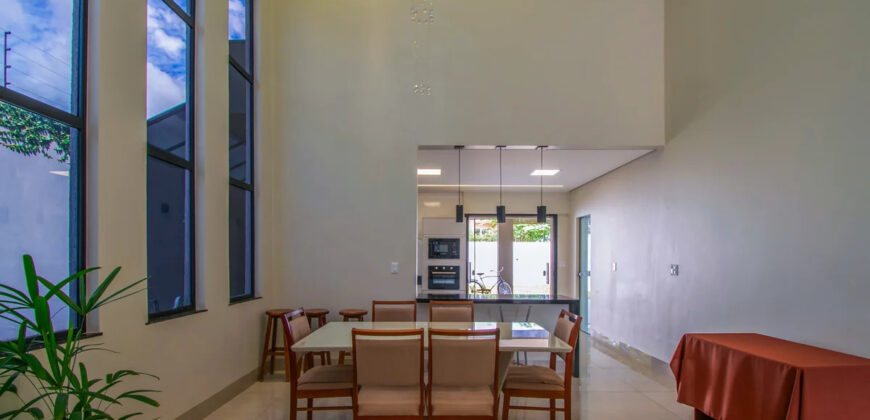 Casa Moderna à Venda no Jardim Botânico Encante-se com esta belíssima casa moderna, projetada para oferecer conforto, sofisticação e qualidade de vida em uma das regiões mais valorizadas do Jardim Botânico de Brasília.