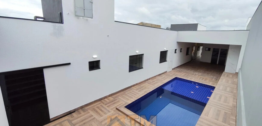 Maravilhosa Casa Alto Padrão, Moderna, Fino Acabamento, com 3 Quartos, Suíte, Condomínio Bem TI Vi, no Jardim Botânico Brasília /DF. Proximo ao Ouro Vermelho II.