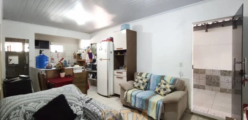 OPORTUNIDADE DE INVESTIR OU MORAR SÃO 2 CASAS MAIS UMA KIT NO MESMO LOTE, NO BAIRRO CENTRO, PERTO DO SUPERMERCADO SUPER BOM, EM SÃO SEBASTIÃO/DF.