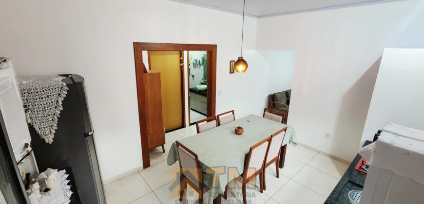 EXCELENTE CASA COM 2 QUARTOS, BEM LOCALIZADA, NO BAIRRO RESIDENCIAL OESTE EM SÃO SEBASTIÃO /DF.