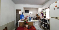 OPORTUNIDADE DE INVESTIR OU MORAR SÃO 2 CASAS MAIS UMA KIT NO MESMO LOTE, NO BAIRRO CENTRO, PERTO DO SUPERMERCADO SUPER BOM, EM SÃO SEBASTIÃO/DF.