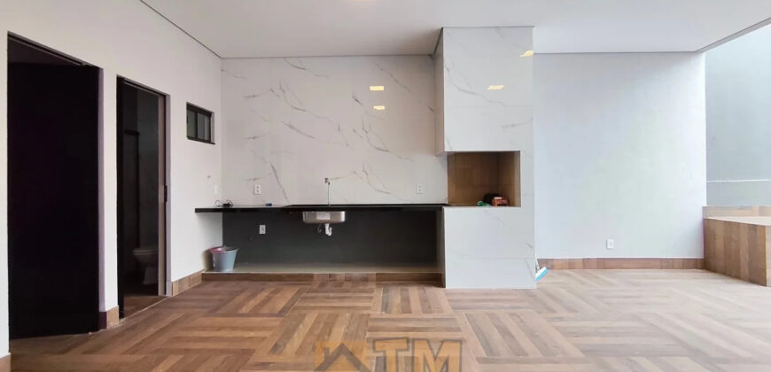 Maravilhosa Casa Alto Padrão, Moderna, Fino Acabamento, com 3 Quartos, Suíte, Condomínio Bem TI Vi, no Jardim Botânico Brasília /DF. Proximo ao Ouro Vermelho II.