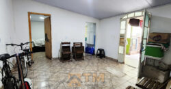 SOBRADO COM 2 QUARTOS, NO BAIRRO MORRO AZUL PERTO DE COMERCIO E PARADA DE ONIBUS, EM SÃO SEBASTIÃO/DF.