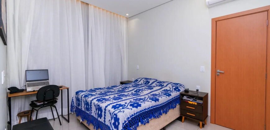 Casa Moderna à Venda no Jardim Botânico Encante-se com esta belíssima casa moderna, projetada para oferecer conforto, sofisticação e qualidade de vida em uma das regiões mais valorizadas do Jardim Botânico de Brasília.