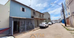 CASA NO BAIRRO CENTRO, PERTO DE PARADA DE ONIBUS E COMERCIO, EM SÃO SEBASTIÃO/DF .