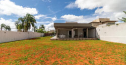 Casa Moderna à Venda no Jardim Botânico Encante-se com esta belíssima casa moderna, projetada para oferecer conforto, sofisticação e qualidade de vida em uma das regiões mais valorizadas do Jardim Botânico de Brasília.