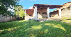 Excelente Casa com 3 Quartos, Suíte, mais uma kit nos fundos, lote vazado com 520 metros, São Sebastião /DF.