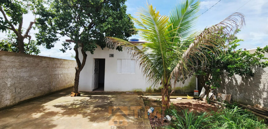 Excelente Casa com 2 Quartos, Bairro Morro da Cruz, São Sebastião/DF.