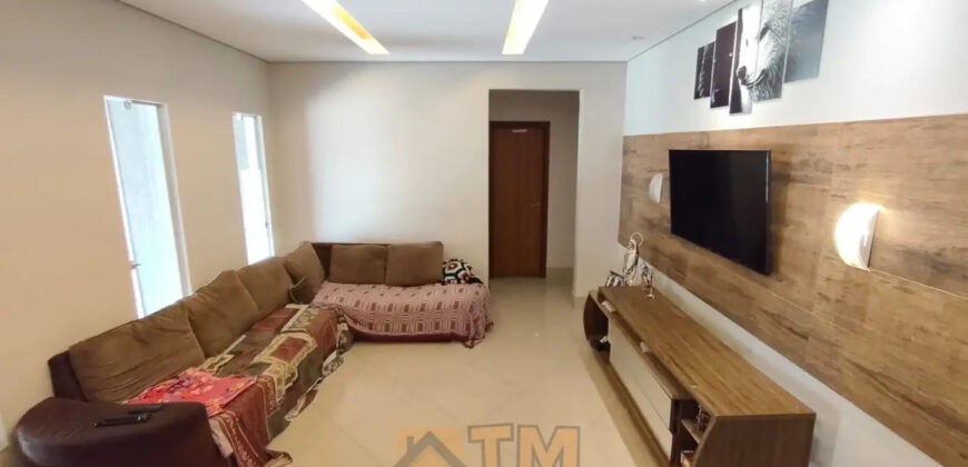 Descubra uma casa confortável no Condomínio Quinta dos Ipês, localizado no Jardim Botânico, Brasília (DF)