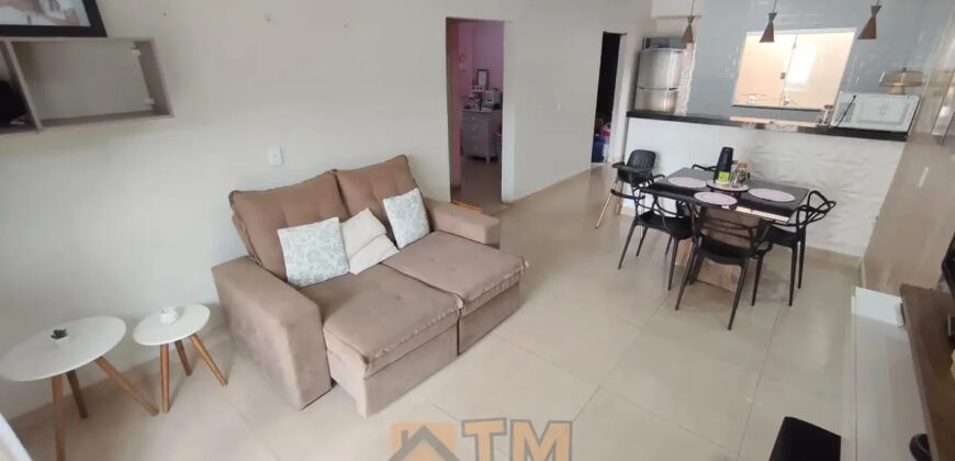 MARAVILHOSA Casa com 3 Quartos, no centro da cidade, em São Sebastião/DF. Perto de Parada de Onibus e Comercio.