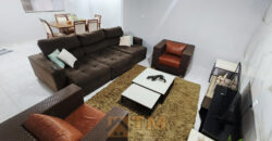 Maravilhoso Sobrado com 5 Quartos, sendo 1 Suíte, Armários Planejados, Piscina, Lotão com 270 metros, localizada no Bairro Morro da Cruz, há 20 metros da principal, em São Sebastião/DF.