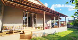 Excelente Casa com 3 Quartos, Suíte, mais uma kit nos fundos, lote vazado com 520 metros, São Sebastião /DF.