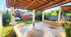 Excelente Casa com 3 Quartos, Suíte, mais uma kit nos fundos, lote vazado com 520 metros, São Sebastião /DF.