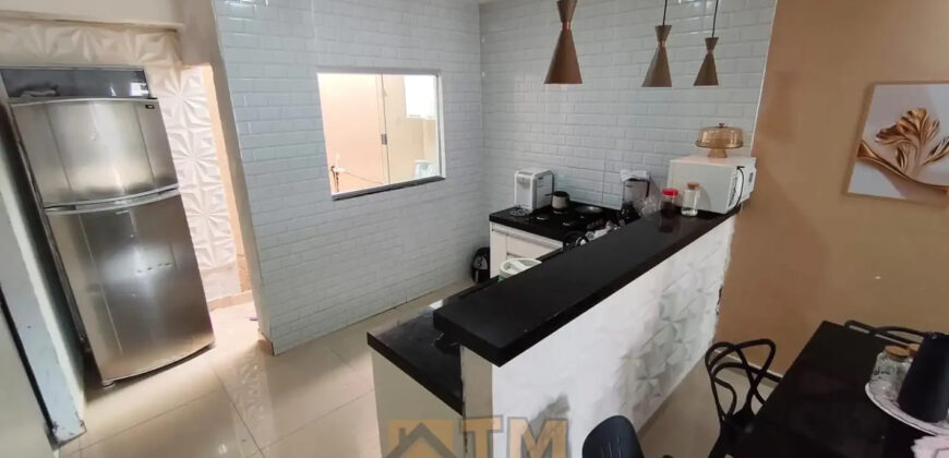 MARAVILHOSA Casa com 3 Quartos, no centro da cidade, em São Sebastião/DF. Perto de Parada de Onibus e Comercio.