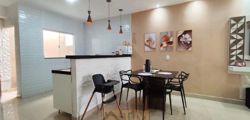 MARAVILHOSA Casa com 3 Quartos, no centro da cidade, em São Sebastião/DF. Perto de Parada de Onibus e Comercio.