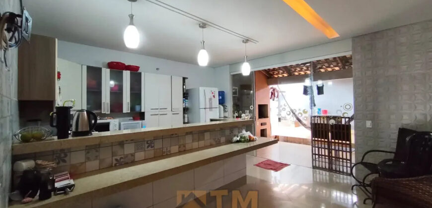 Descubra uma casa confortável no Condomínio Quinta dos Ipês, localizado no Jardim Botânico, Brasília (DF)