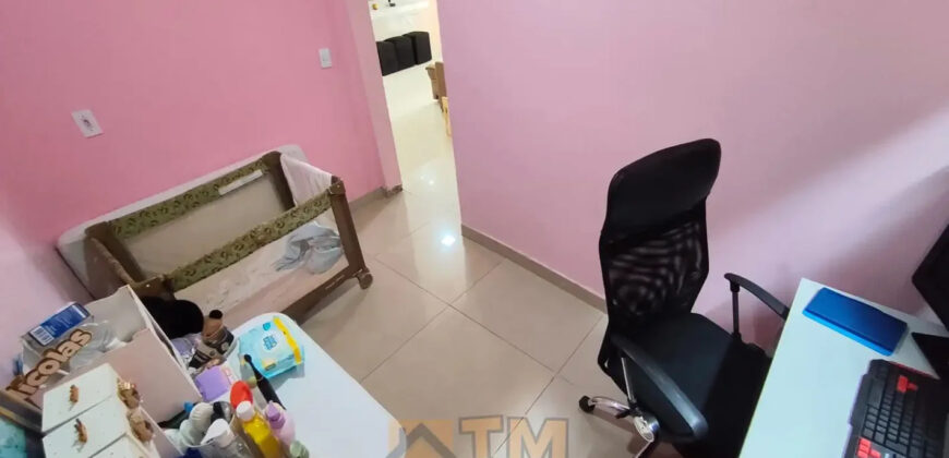 MARAVILHOSA Casa com 3 Quartos, no centro da cidade, em São Sebastião/DF. Perto de Parada de Onibus e Comercio.