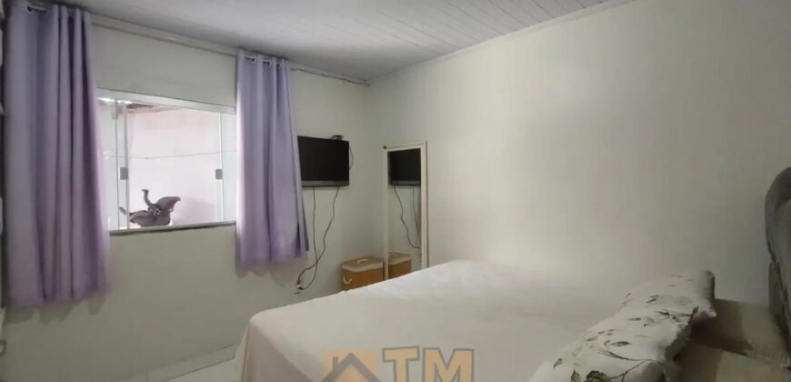 MARAVILHOSA Casa com 3 Quartos, no centro da cidade, em São Sebastião/DF. Perto de Parada de Onibus e Comercio.