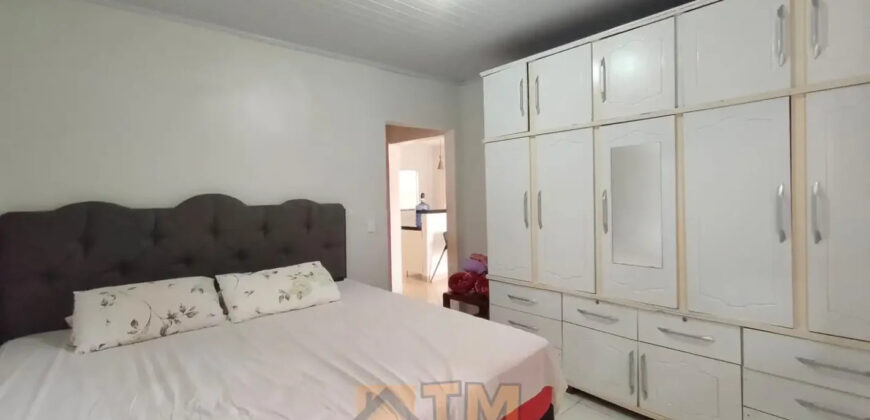 MARAVILHOSA Casa com 3 Quartos, no centro da cidade, em São Sebastião/DF. Perto de Parada de Onibus e Comercio.