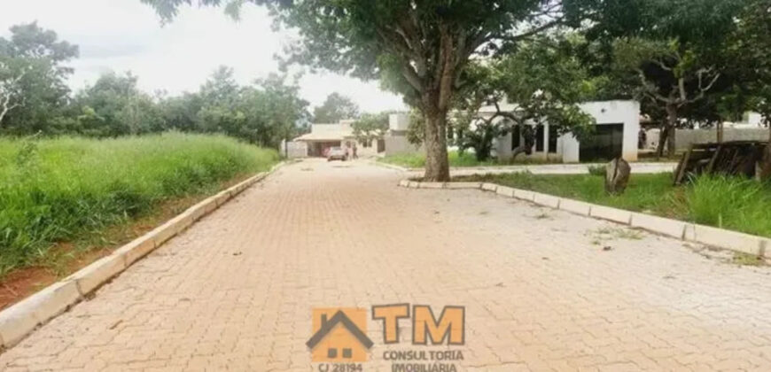 Excelente Lote com 338 Metros, Condomínio Gavea Bonita, em Frente ao Condominio Parque dos Mirantes, Região do Tororo, no Jardim Botânico/DF.