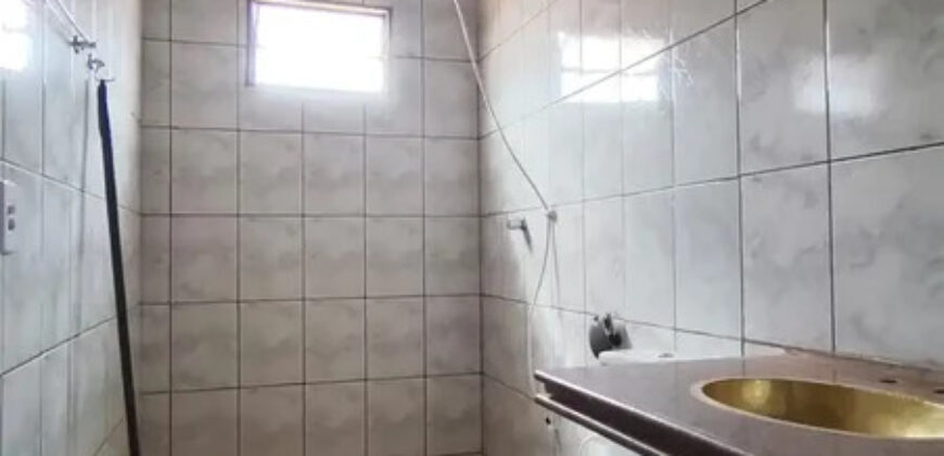 CASA COM 4 QUARTOS, NO BAIRRO MORRO DA CRUZ EM SÃO SEBASTIÃO DF. LOTE DE 400 METROS, PRÓXIMO A CHÁCARA DA ESCOLA MASTER.