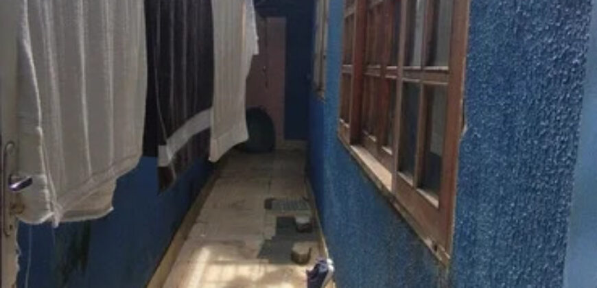 EXCELENTE CASA NA QD 204 DO BAIRRO RESIDENCIAL OESTE EM SÃO SEBASTIÃO/DF.