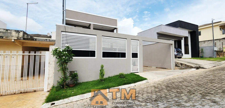 IMAGINE MORAR EM UMA CASA DE ALTO PADRÃO NO CONDOMÍNIO QUINTA DOS IPÊS, LOCALIZADO NO TRANQUILO BAIRRO JARDIM BOTÂNICO, EM BRASÍLIA. COM 3 DORMITÓRIOS, SENDO 2 SUÍTES, ESTE IMÓVEL COMBINA CONFORTO, PRATICIDADE E UM ESTILO DE VIDA SOFISTICADO, PERFEITO PARA QUEM BUSCA ESPAÇO E QUALIDADE DE VIDA PERTO DO OURO VERMELHO II.