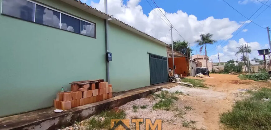 EXCELENTE CASA, NOVA, MODERNA, NO BAIRRO MORRO DA CRUZ, EM UM PEQUENO CONDOMINIO, TOTALMENTE FECHADO, EM SÃO SEBASTIÃO/DF.
