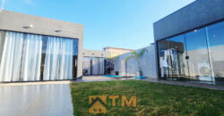 CASA SLIM E MODERNA À VENDA NO CAPÃO, PRÓXIMA À BR, PERTO DA REGIONA DE ENSINO, EM SÃO SEBASTIÃO/DF, COM PROJETO CONTEMPORÂNEO, AMBIENTES INTEGRADOS E EXCELENTE ÁREA DE LAZER.