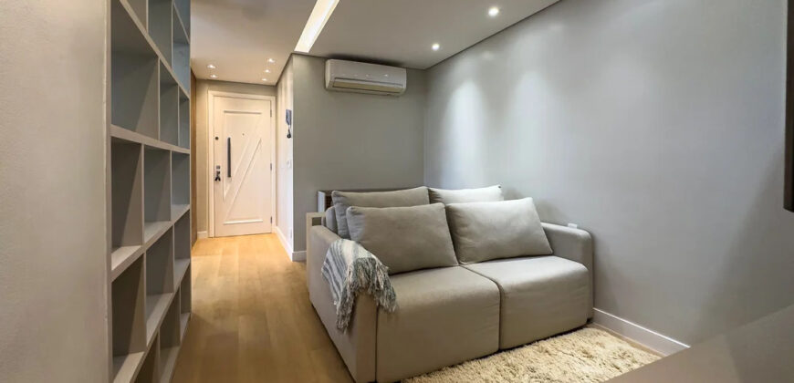 Descubra um aconchegante apartamento totalmente decorado para você, todo com mobília nova. Uma linda vista, bem localizado, oferece o equilíbrio perfeito entre conforto e praticidade para seu estilo de vida, em uma das melhores quadras da Asa Norte, SQN 314, em Brasília/DF.