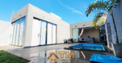 CASA SLIM E MODERNA À VENDA NO CAPÃO, PRÓXIMA À BR, PERTO DA REGIONA DE ENSINO, EM SÃO SEBASTIÃO/DF, COM PROJETO CONTEMPORÂNEO, AMBIENTES INTEGRADOS E EXCELENTE ÁREA DE LAZER.