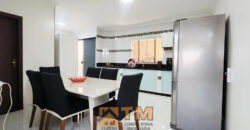 MARAVILHOSO SOBRADO COM FINO ACABAMENTO, COM ARMÁRIOS PLANEJADOS, PORCELANATO, COM 2 LAJES, ESTRUTURA PARA MAIS 1 ANDAR, NO BAIRRO RESIDENCIAL VITÓRIA, EM SÃO SEBASTIÃO/DF.