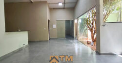 EXCELENTE CASA, NOVA, MODERNA, NO BAIRRO MORRO DA CRUZ, EM UM PEQUENO CONDOMINIO, TOTALMENTE FECHADO, EM SÃO SEBASTIÃO/DF.