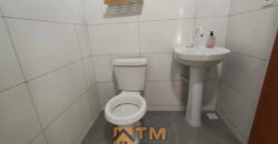 EXCELENTE CASA, NOVA, MODERNA, NO BAIRRO MORRO DA CRUZ, EM UM PEQUENO CONDOMINIO, TOTALMENTE FECHADO, EM SÃO SEBASTIÃO/DF.