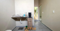 EXCELENTE CASA, NOVA, MODERNA, NO BAIRRO MORRO DA CRUZ, EM UM PEQUENO CONDOMINIO, TOTALMENTE FECHADO, EM SÃO SEBASTIÃO/DF.