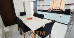 MARAVILHOSO SOBRADO COM FINO ACABAMENTO, COM ARMÁRIOS PLANEJADOS, PORCELANATO, COM 2 LAJES, ESTRUTURA PARA MAIS 1 ANDAR, NO BAIRRO RESIDENCIAL VITÓRIA, EM SÃO SEBASTIÃO/DF.