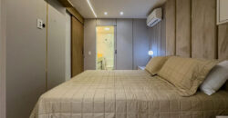 Descubra um aconchegante apartamento totalmente decorado para você, todo com mobília nova. Uma linda vista, bem localizado, oferece o equilíbrio perfeito entre conforto e praticidade para seu estilo de vida, em uma das melhores quadras da Asa Norte, SQN 314, em Brasília/DF.