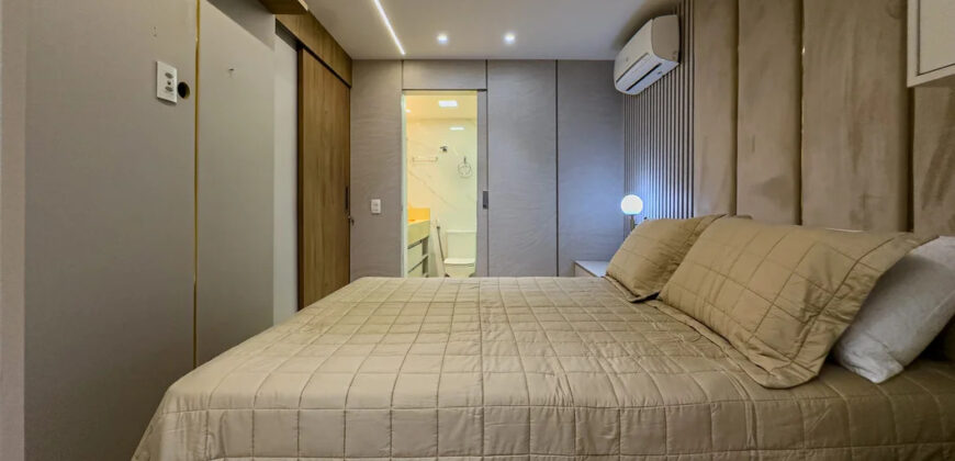 Descubra um aconchegante apartamento totalmente decorado para você, todo com mobília nova. Uma linda vista, bem localizado, oferece o equilíbrio perfeito entre conforto e praticidade para seu estilo de vida, em uma das melhores quadras da Asa Norte, SQN 314, em Brasília/DF.