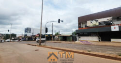 EXCELENTE LOTE COMERCIAL, NA PRINCIPAL AVENIDA DA CIDADE, ABAIXO DA PADARIA PAPIU, E DO SETOR DE FARMACIA, AO LADO DO SUSHI MANIA.