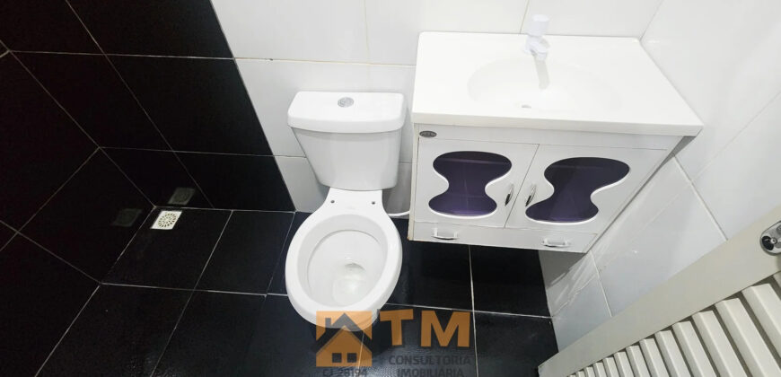 CASA COM 3 QUARTOS, MAIS UMA KIT, BEM LOCALIZADA, NO BAIRRO MORRO AZUL, ENTRADA DA CIDADE, EM SÃO SEBASTIÃO/DF.