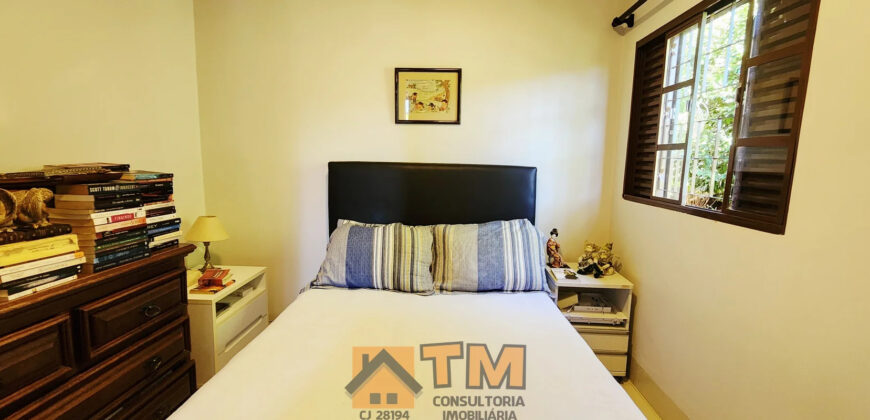 EXCELENTE CHACARA, COM LINDOS JARDINS, PARA QUEM BUSCA PAZ, TRANQUILADADE, LOCAL DE DESCANÇO, E CONTATO COM A NATUREZA, ALÉM DE UMA LINDA CASA PARA O CONFORTO DA FAMÍLIA.