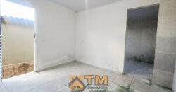 CASA COM 3 QUARTOS, MAIS UMA KIT, BEM LOCALIZADA, NO BAIRRO MORRO AZUL, ENTRADA DA CIDADE, EM SÃO SEBASTIÃO/DF.