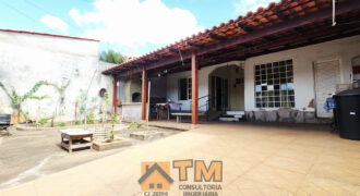 OPORTUNIDADE DE MORAR EM UMA DAS MELHORES LOCALIZAÇÕES DA CIDADE, BAIRRO CENTRO, PERTO DOS MELHORES COMERCIOS DA CIDADE, PROXIMA A PADARIA PAPIU, PERTO DE FARMACIA, PERTO DO VAREJÃO DA FARTURA, VALE A PENA CONHECER.
