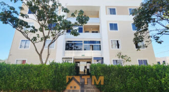 EXCELENTE APARTAMENTO TÉRREO, NO CONDOMÍNIO JARDINS DAS ACÁCIAS, PRÓXIMO A MERCADOS, FARMÁCIAS, POSTOS DE GASOLINA E PADARIAS, CONTA COM PORTARIA E RONDA 24HRS, E OFERECE CONFORTO E LAZER NOS PLAYGROUNDS PARA CRIANÇAS, CHURRASQUEIRA, QUADRA ESPORTIVA E SALA DE JOGOS.