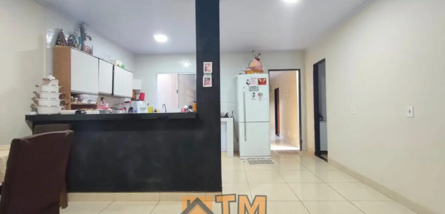 EXCELENTE CASA COM 3 QUARTOS, NO BAIRRO ITAIPU, DO JARDIM BOTÂNICO/DF.
